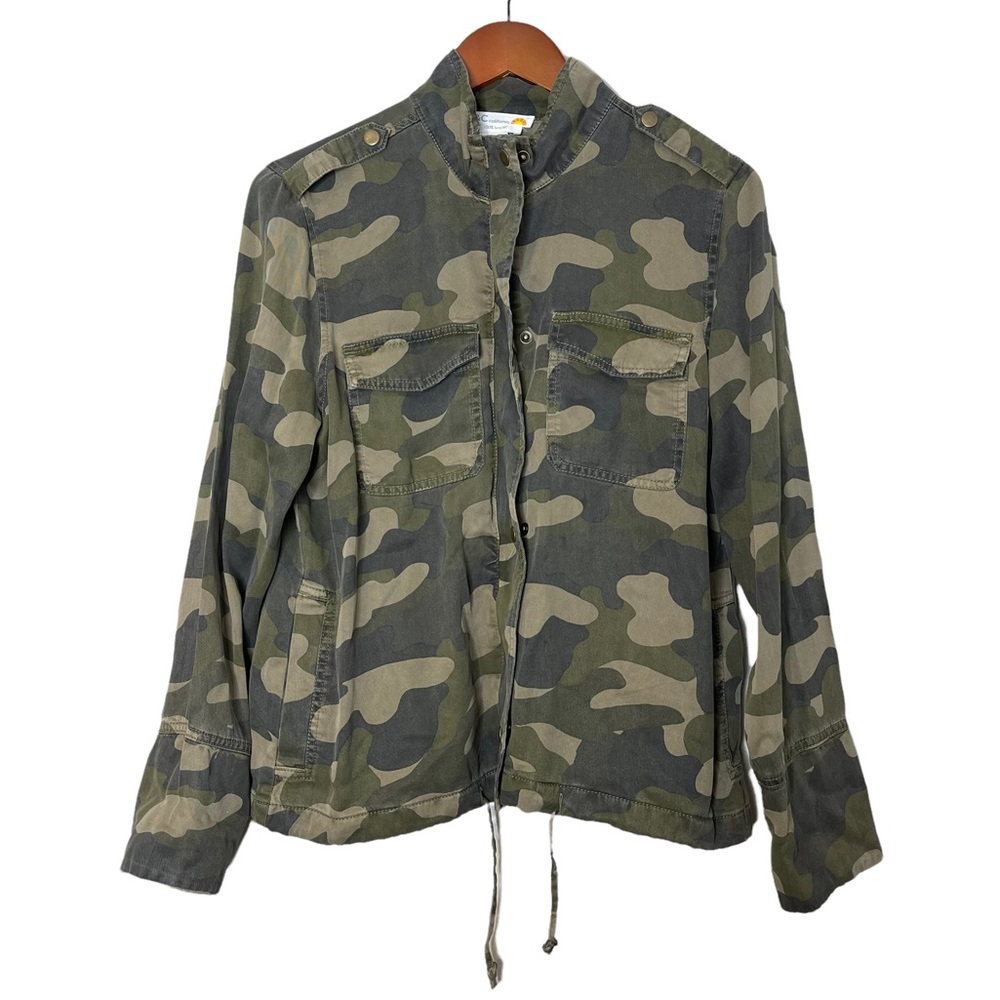 C&C CALIFORNIA Army Camo Mock Neck Full Zip Lyocell Utility Jacket